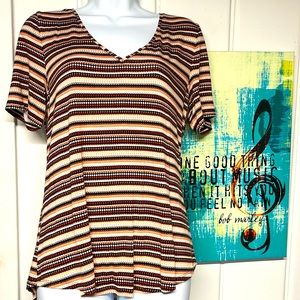 White House black market shirt